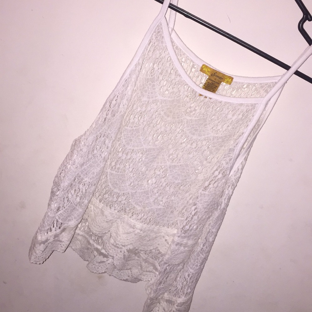 White lace patterned crop top